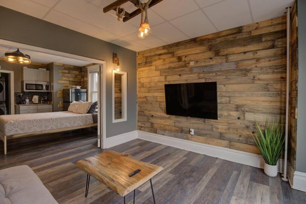 Burgbnb Riverfront Harrisburg Quarto foto